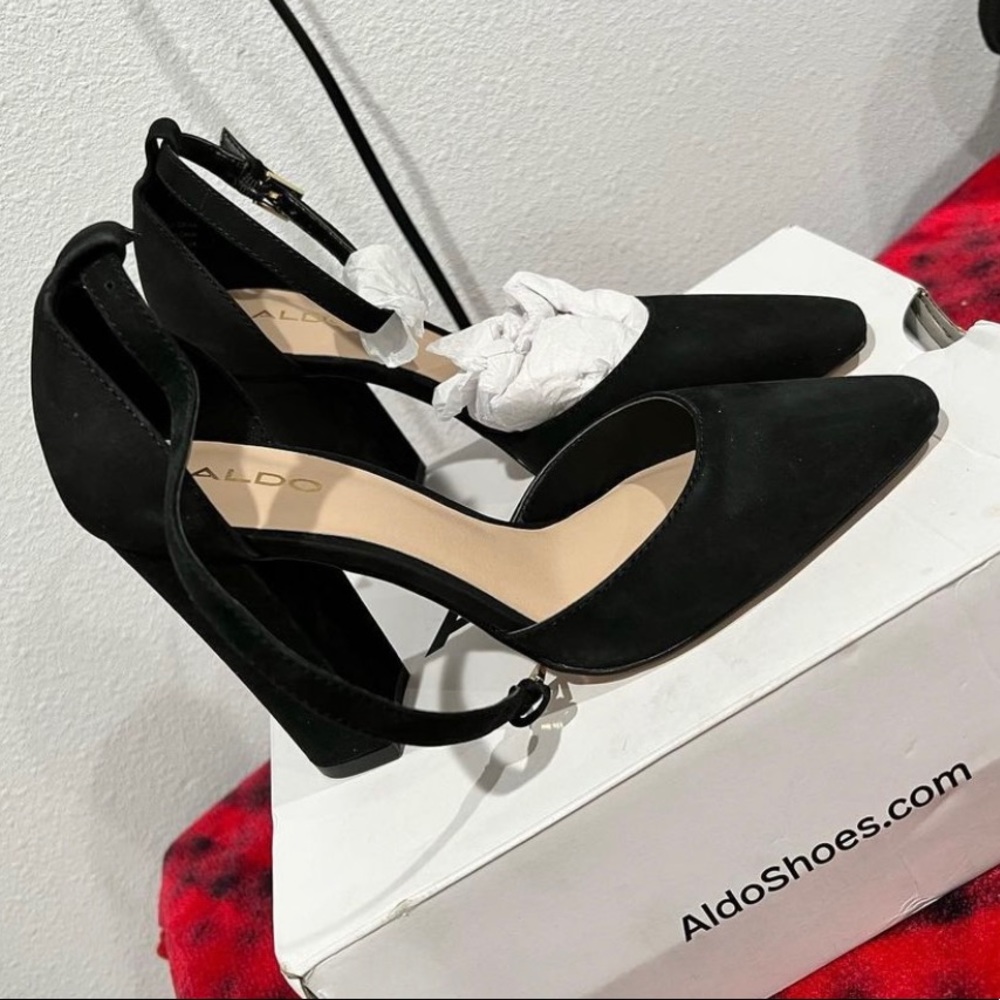 Black aldo suede heels